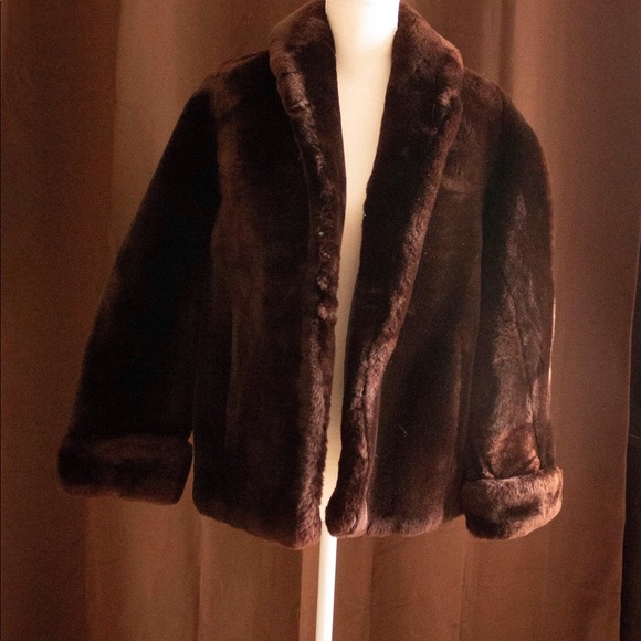 Vintage faux fur coat - Picture 2 of 6